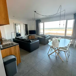 Appartement Zeezicht Majestic 1, Oostende